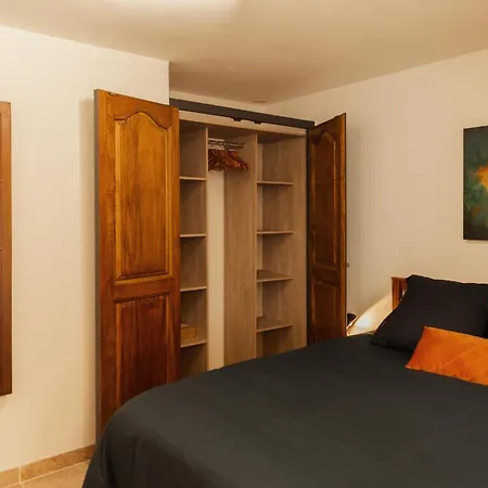 Le Des Jardins De Lumiere *