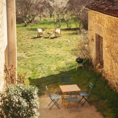 Le Des Jardins De Lumiere