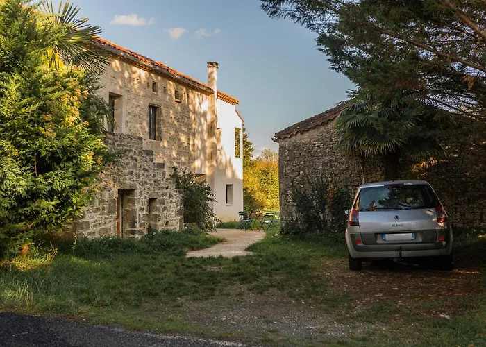 Le Des Jardins De Lumiere