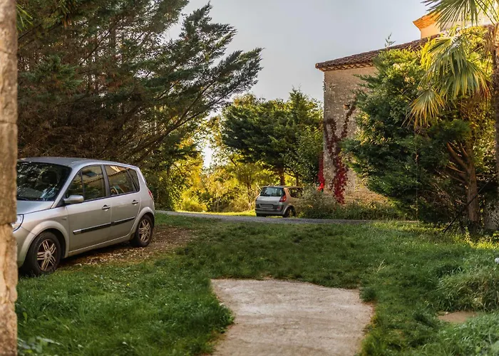 Le Des Jardins De Lumiere Apartment